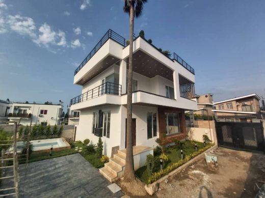 ویلا 370متری سیسنگان
