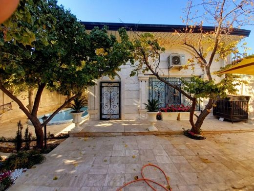 950 متر باغ ویلای مشجر سنددار در   شهریار