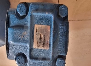 پمپ هیدرولیک برند VICKERS مدل 25V21A 1C 22R