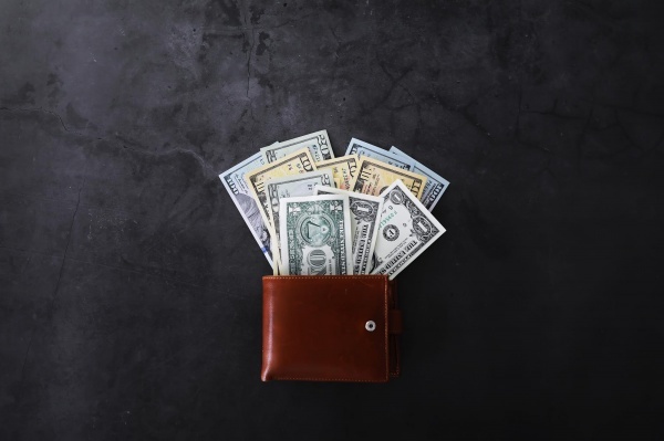 خرید و فروش ارز با صرافی سون استار در فردیس