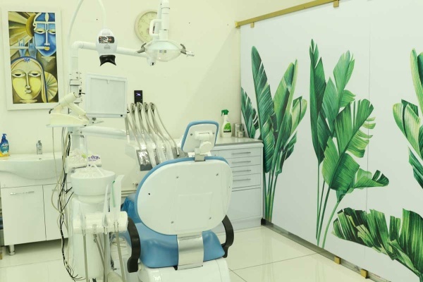 کلینیک دکتر اسمی ارائه دهنده خدمات دندانپزشکی