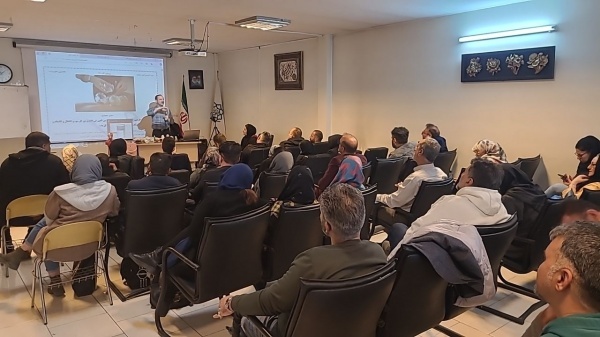 اموزش تزریقات و کمک های اولیه با کسب مدرک معتبر