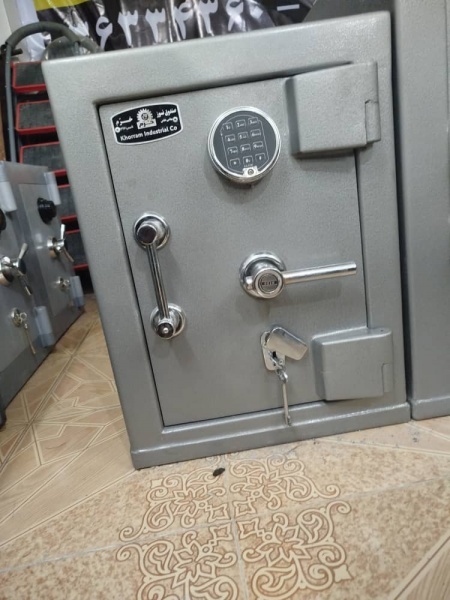 تعمیرگاوصندوق،تعمیرکارگاوصندوق09963680035