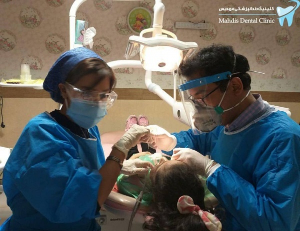 خدمات ایمپلنت - لمینت - دندانپزشکی زیبایی در تهران